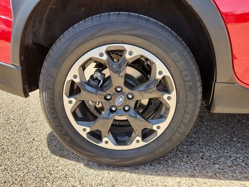 Used 2023 Subaru Crosstrek 2.0i Premium image 7