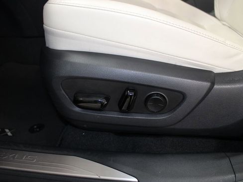 Used 2024 Lexus RX 350 FWD w/ Technology Package image 17