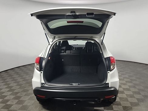 Certified 2019 Honda HR-V EX image 8