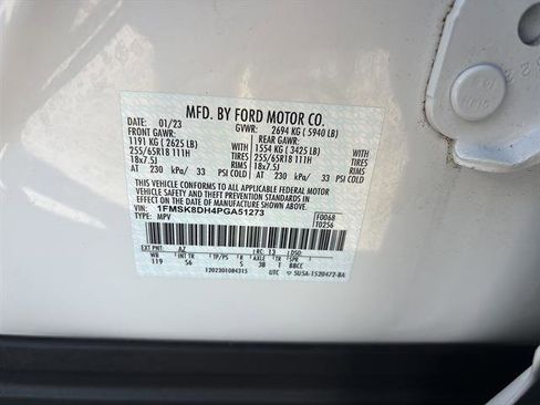 Certified 2023 Ford Explorer XLT w/ Equipment Group 202A AWD/4WD image 21