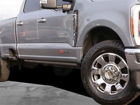 Used 2023 Ford F350 Lariat w/ Lariat Ultimate Package image 3