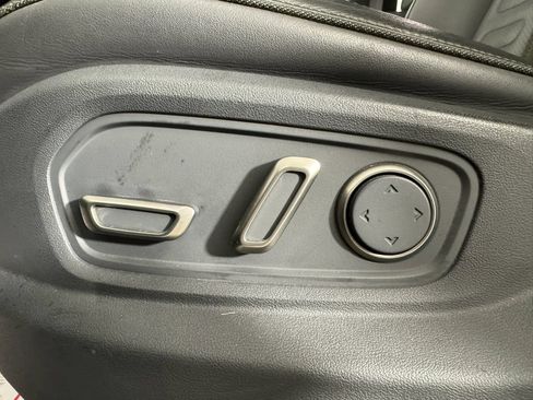 Used 2023 Rivian R1S Adventure AWD/4WD image 34