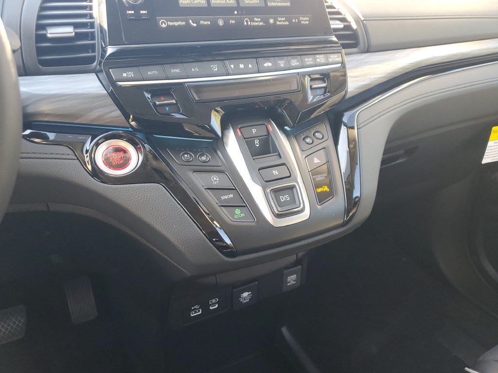 New 2027 Honda Odyssey Elite image 17