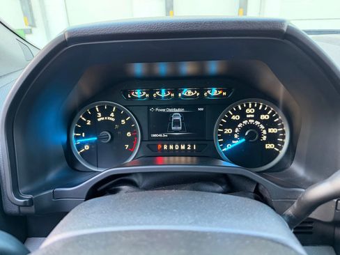 Used 2015 Ford F150 XLT w/ Equipment Group 302A Luxury image 11