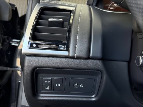 Used 2021 Jaguar F-TYPE First Edition RWD image 18