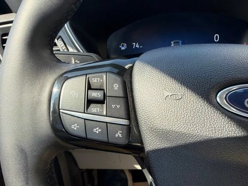 Used 2023 Ford Escape Platinum w/ Premium Technology Package AWD/4WD image 19