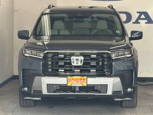 New 2026 Honda Pilot Touring image 8