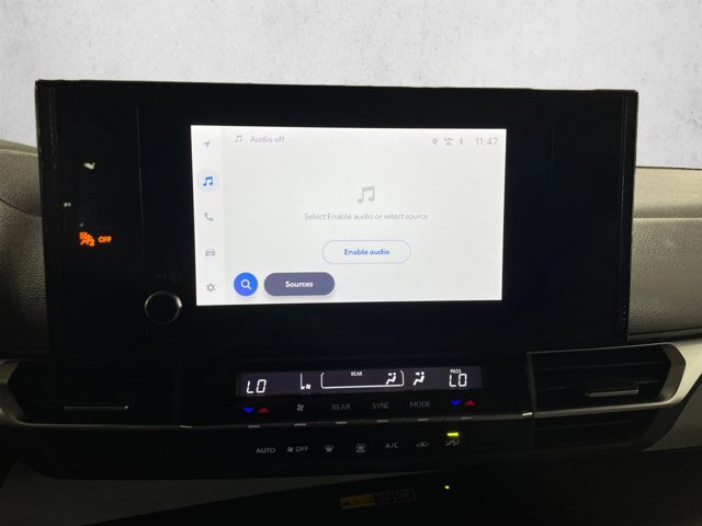 Used 2026 Toyota Sienna LE FWD image 15