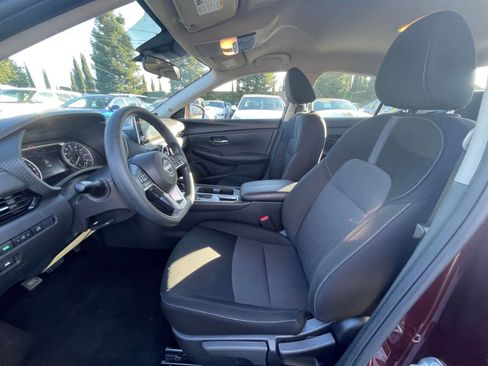 Used 2025 Nissan Sentra SV image 22