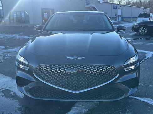 Used 2025 Genesis G70 2.5T image 2