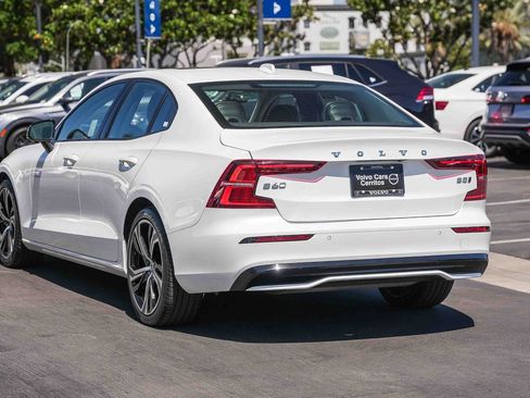 Used 2024 Volvo S60 B5 Core AWD/4WD image 8