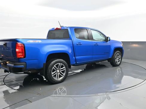 Used 2021 Chevrolet Colorado W/T w/ Custom Special Edition image 18
