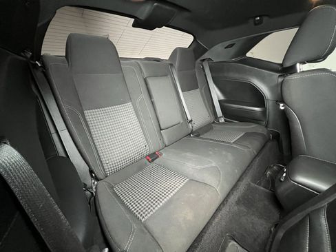 Used 2016 Dodge Challenger R/T w/ Blacktop Package image 8