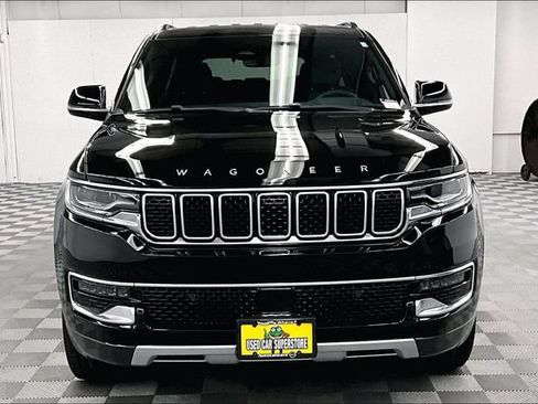 Used 2022 Jeep Wagoneer Series II AWD/4WD image 4