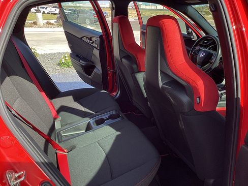 Used 2019 Honda Civic Type R image 13