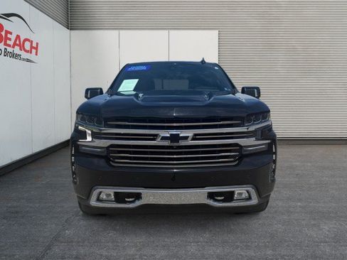 Used 2021 Chevrolet Silverado 1500 High Country w/ Technology Package AWD/4WD image 5