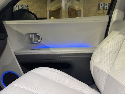 Used 2022 Hyundai Ioniq 5 Limited w/ Cargo Package image 10