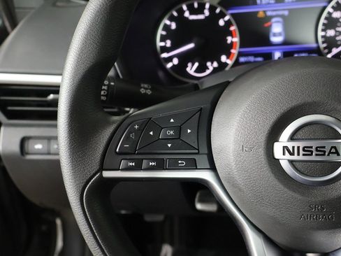 Used 2022 Nissan Altima 2.5 SV image 36