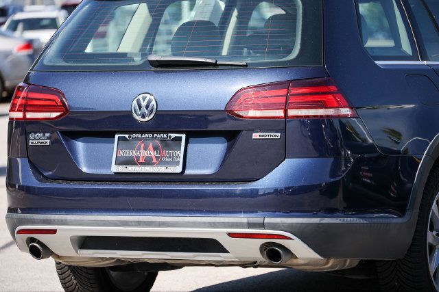 Used 2019 Volkswagen Golf Alltrack S AWD/4WD image 14