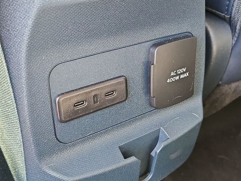 Used 2025 Ford Maverick Lariat w/ 4K Tow Package AWD/4WD image 27