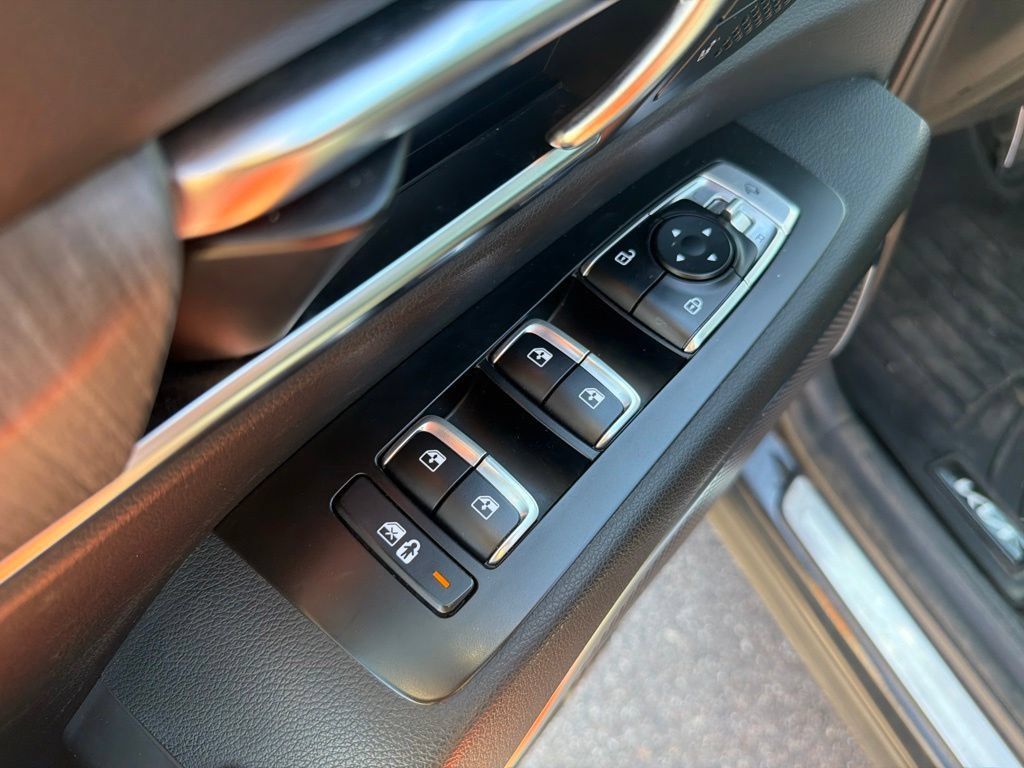 Used 2024 Kia Telluride SX AWD/4WD image 13