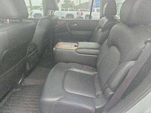 Used 2024 Nissan Armada SL w/ Captain's Chairs Package RWD image 10