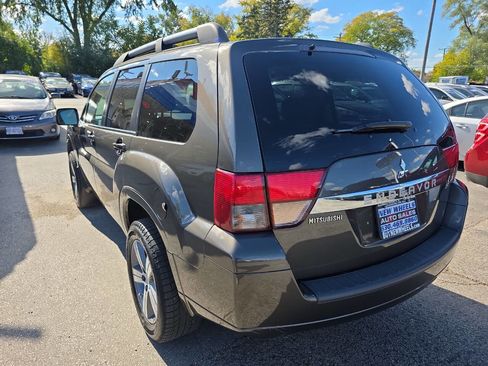 Used 2010 Mitsubishi Endeavor SE image 16