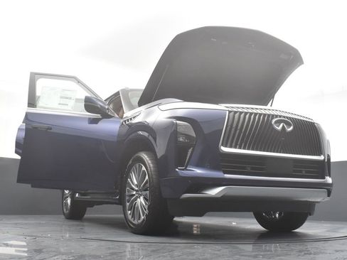 Certified 2025 INFINITI QX80 Luxe image 36