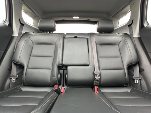 Used 2019 GMC Terrain SLT w/ Preferred Package AWD/4WD image 22