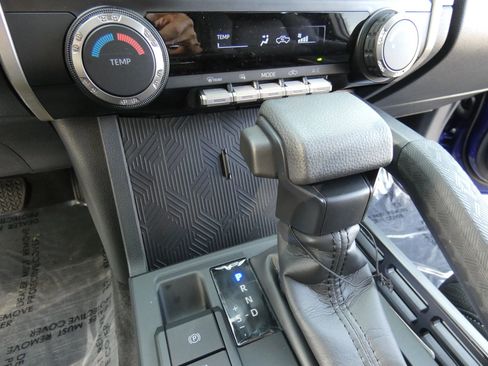 Used 2025 Toyota Tacoma SR5 image 70