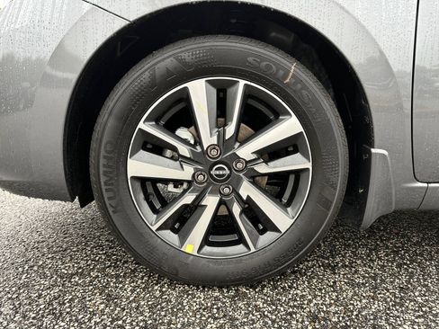 New 2025 Nissan Versa SV w/ Trunk Package image 11