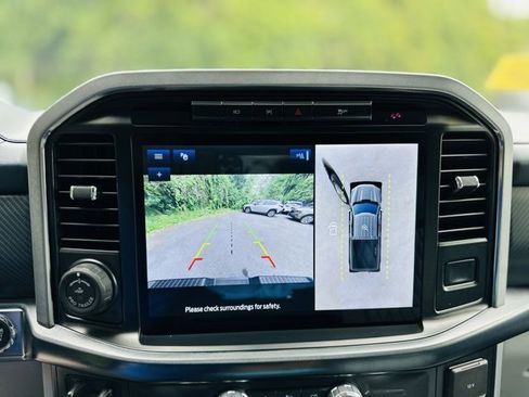 Used 2022 Ford F150 Limited image 11