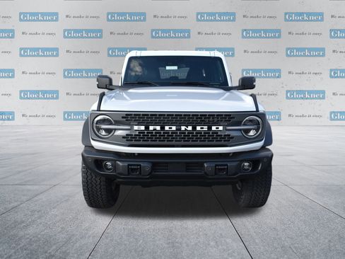 New 2025 Ford Bronco Badlands image 2