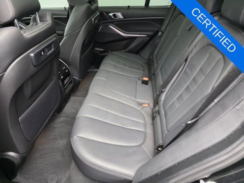 Used 2022 BMW X5 sDrive40i w/ M Sport Package RWD image 14