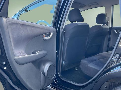 Used 2010 Honda Fit Sport image 31