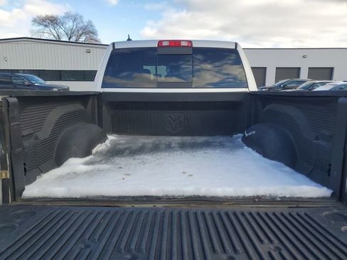 Used 2015 RAM 1500 Big Horn image 9