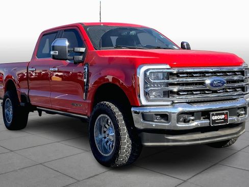 Used 2023 Ford F250 Lariat w/ Lariat Ultimate Package image 3