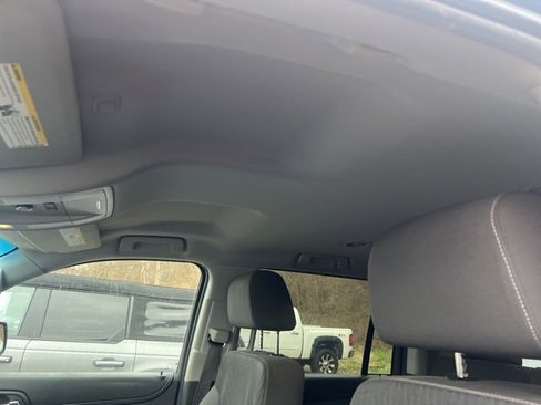 Used 2015 GMC Yukon XL SLE w/ Convenience Package image 12