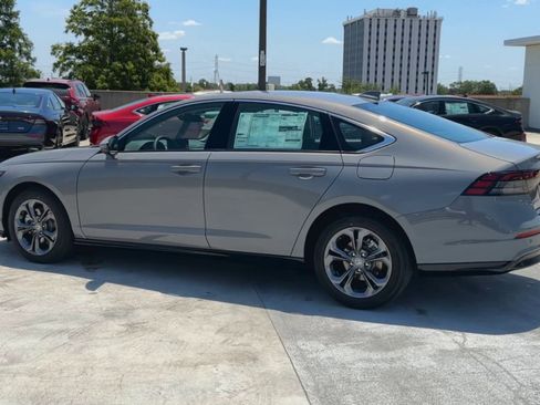 Used 2024 Honda Accord EX-L image 14