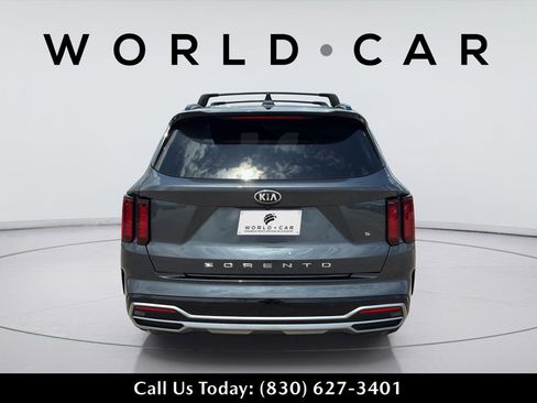 Used 2021 Kia Sorento S FWD image 8