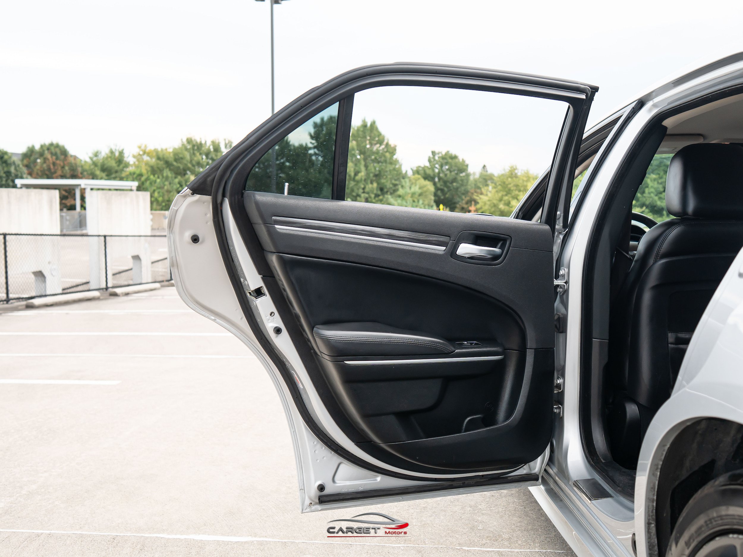 Used 2022 Chrysler 300 Touring L RWD image 38