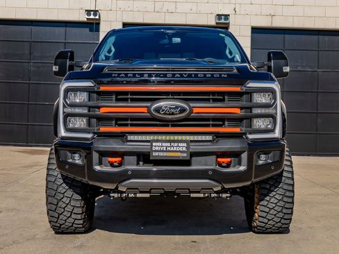 Used 2024 Ford F250 Lariat w/ Lariat Ultimate Package image 2