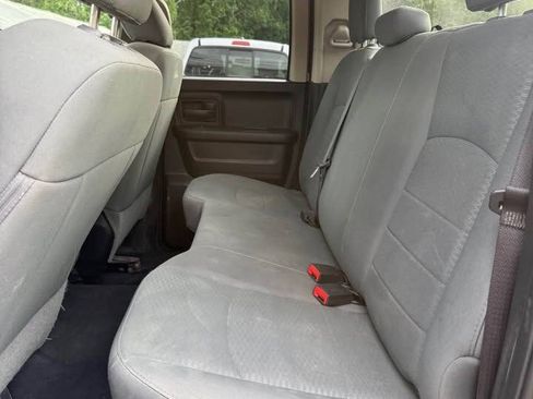 Used 2017 RAM 1500 Express AWD/4WD image 6