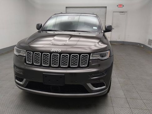 Used 2019 Jeep Grand Cherokee Summit AWD/4WD image 15