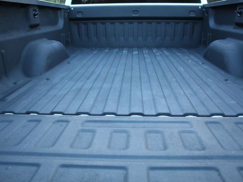 Used 2018 Chevrolet Silverado 1500 LT image 10