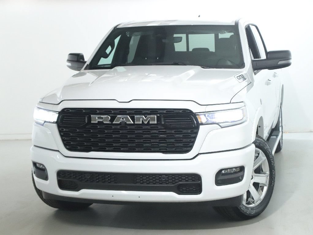 Used 2026 RAM 1500 Big Horn AWD/4WD image 3