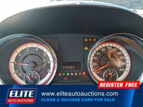 Used 2012 Dodge Grand Caravan SXT image 17