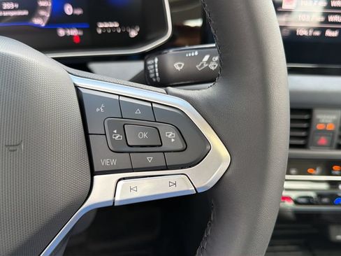 New 2027 Volkswagen Jetta SE FWD image 23