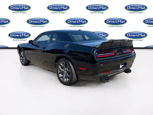 Used 2020 Dodge Challenger SXT w/ Blacktop Package image 5