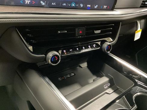 New 2026 Chevrolet Tahoe LT image 17